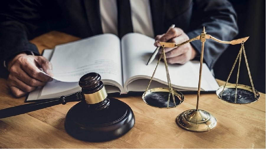 Questions to Ask Your Criminal Defense Attorney at the Free Consultation