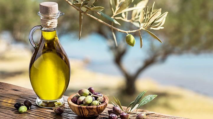 wellhealthorganic.com:11-health-benefits-and-side-effects-of-olives-benefits-of-olives