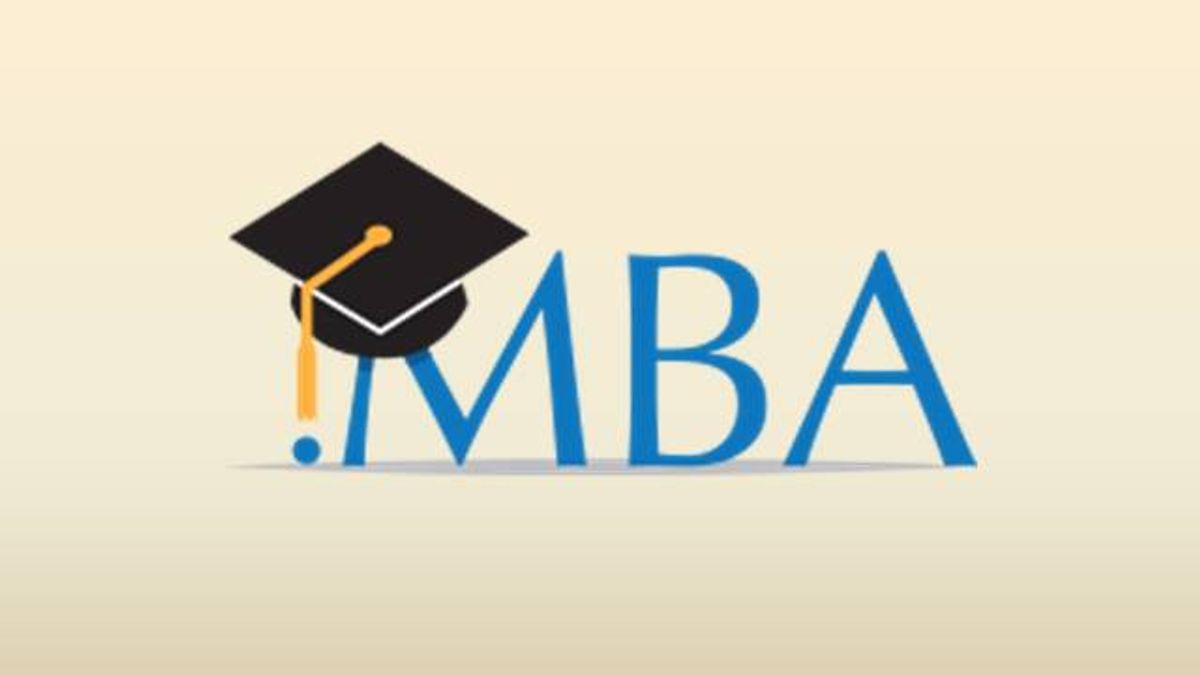 Why Should You Opt for Online MBA Courses and Why Are They Worth Pursuing?