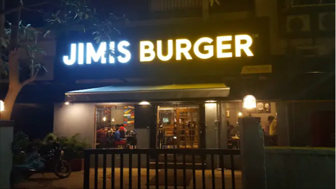 Jimi’s Burger, Bandra West – Burger Place Near Pali Naka